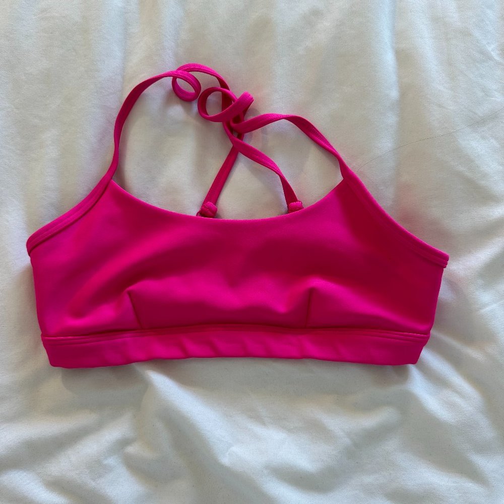 ALO AIRLIFT INTRIGUE SPORTS BRA - HOT PINK